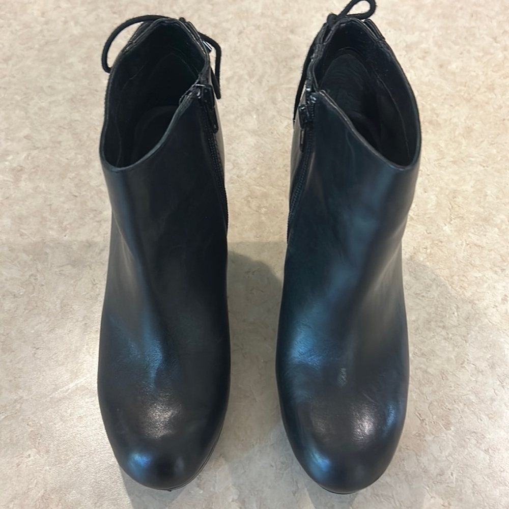 Gianni Bini Boots, Black, 7.5